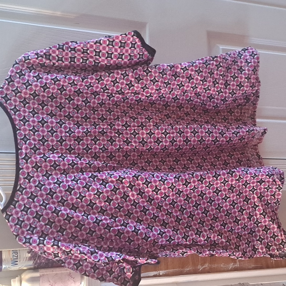 Scrub top - Picture 2 of 3
